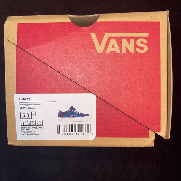 Galaxy Vans - Picture 11 of 11